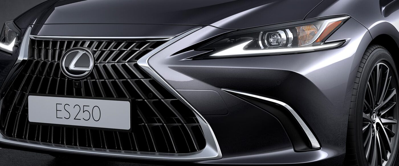 Thiết kế ngoại thất Lexus ES 250 2024 đột phá hơn thế hệ cũ