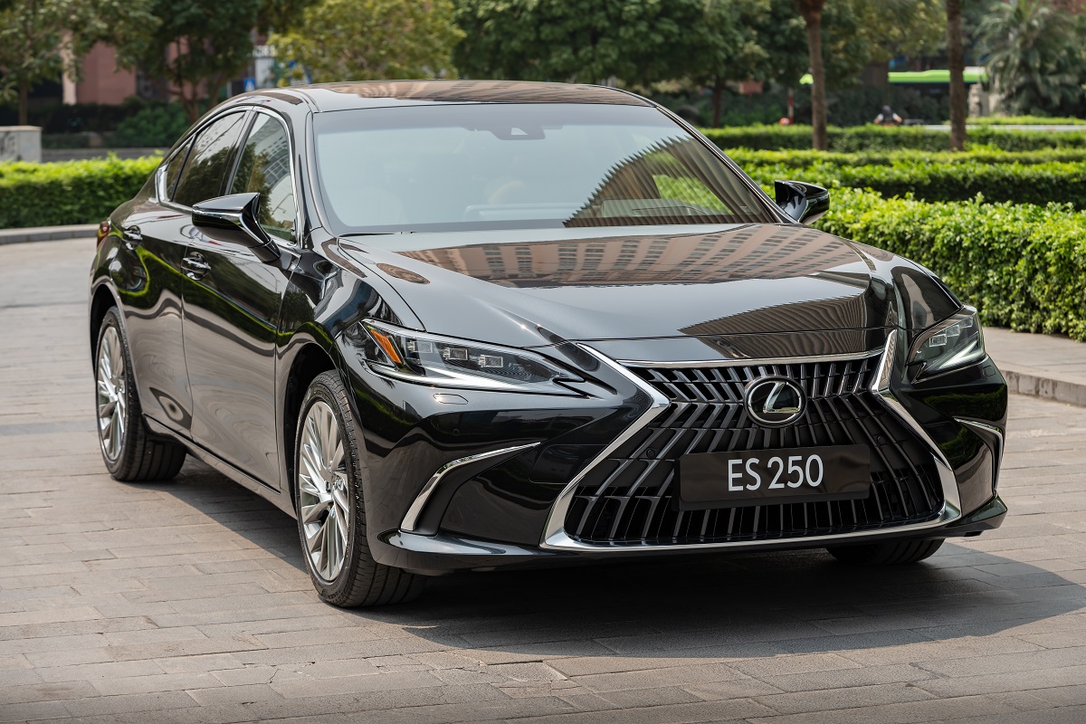 Hình ảnh nổi bật Lexus ES 250 2024