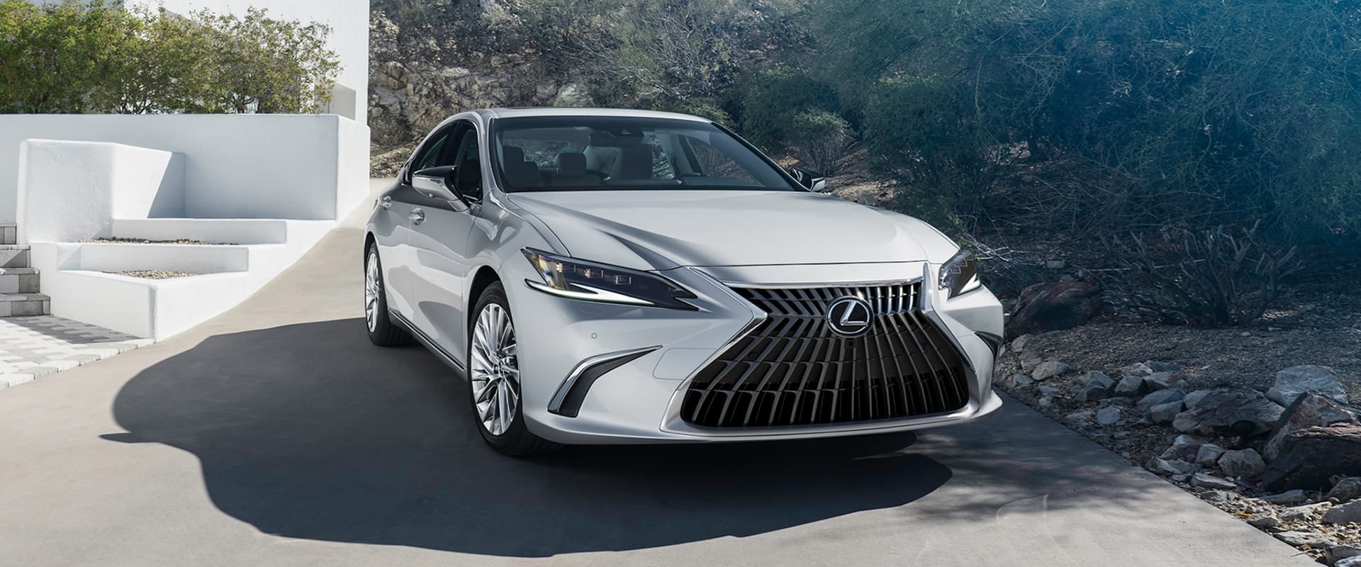 Lexus ES 250 thiết kế đầy cảm xúc