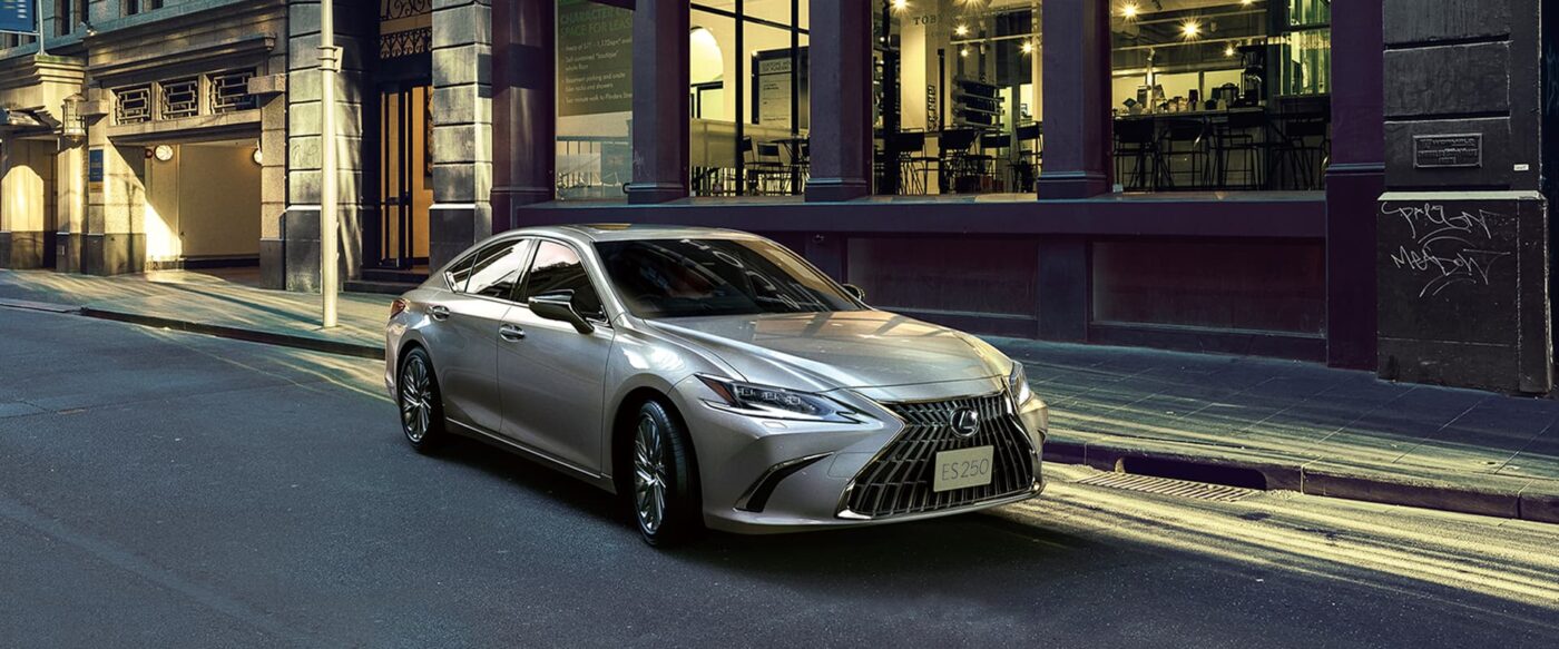 Lexus ES