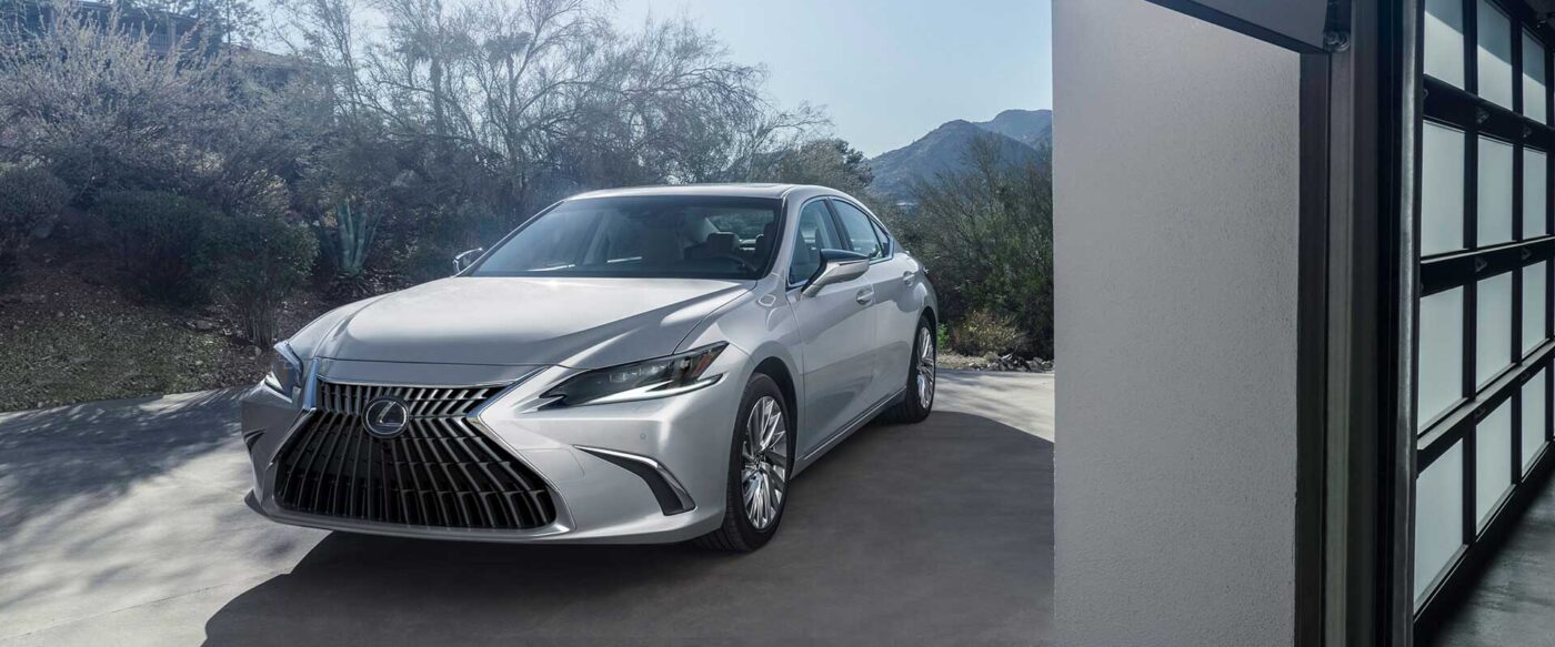 Lexus ES300h - Thiết kế trang nhã cùng hiệu suất nhiên liệu tuyệt vời